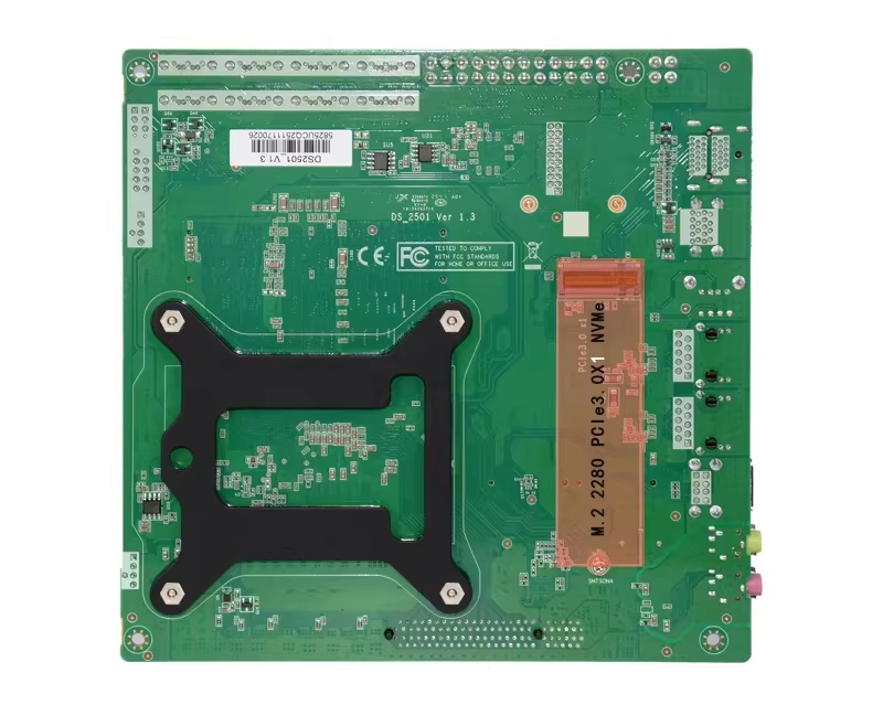 Scheda Madre Topton N21 11-Bay - Amd Cpu Ryzen 9 recensione e prezzo
